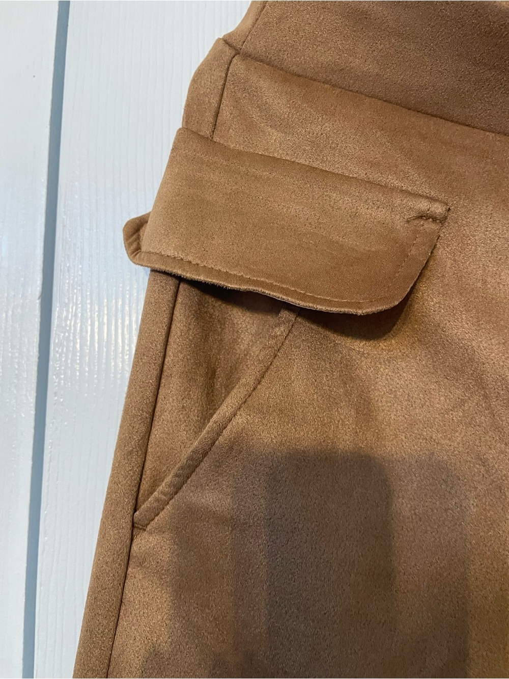 HUE Suede-Look Wide Leg Pants in Camel Brown size M NWT - Picture 2 of 9